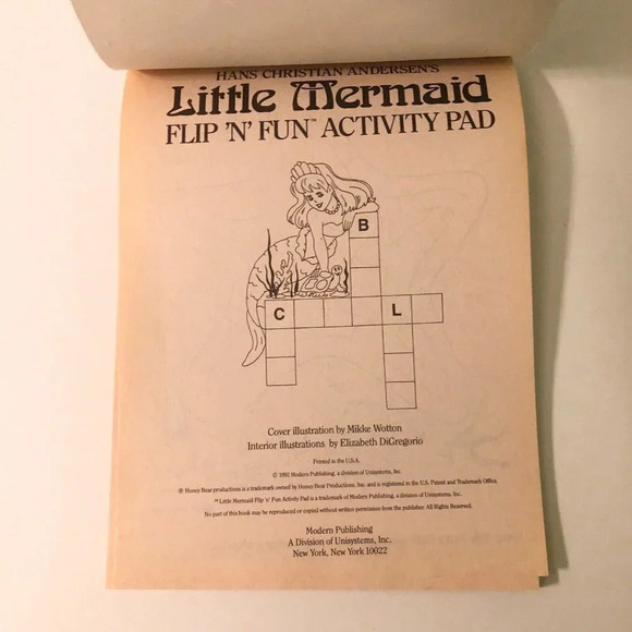 Vtg Hans Andersens Little Mermaid  Flip and Fun Activity Pads 2 Colouring Books - Picture 5 of 16